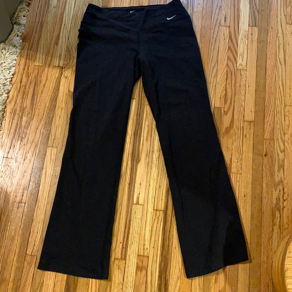 Nike drifit yoga pants